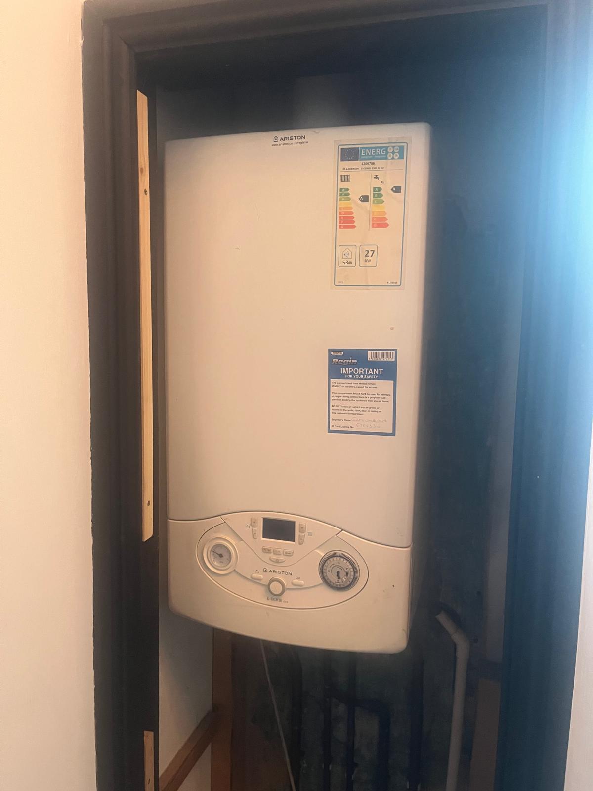 Ariston E-Combi installation
